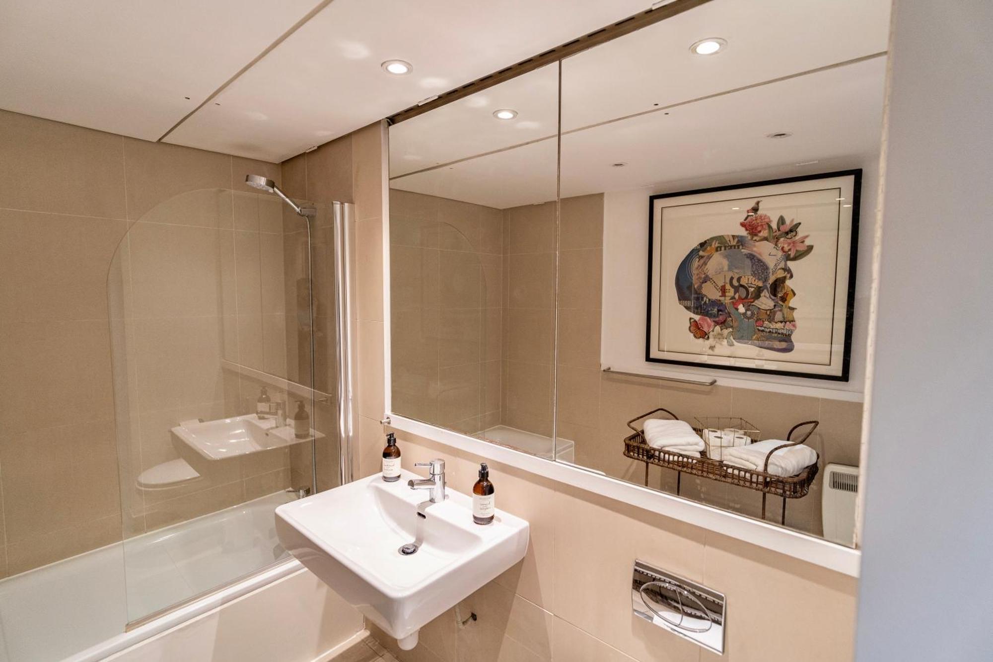 Spacious West End Duplex Apartment, W1 Central London Eksteriør bilde