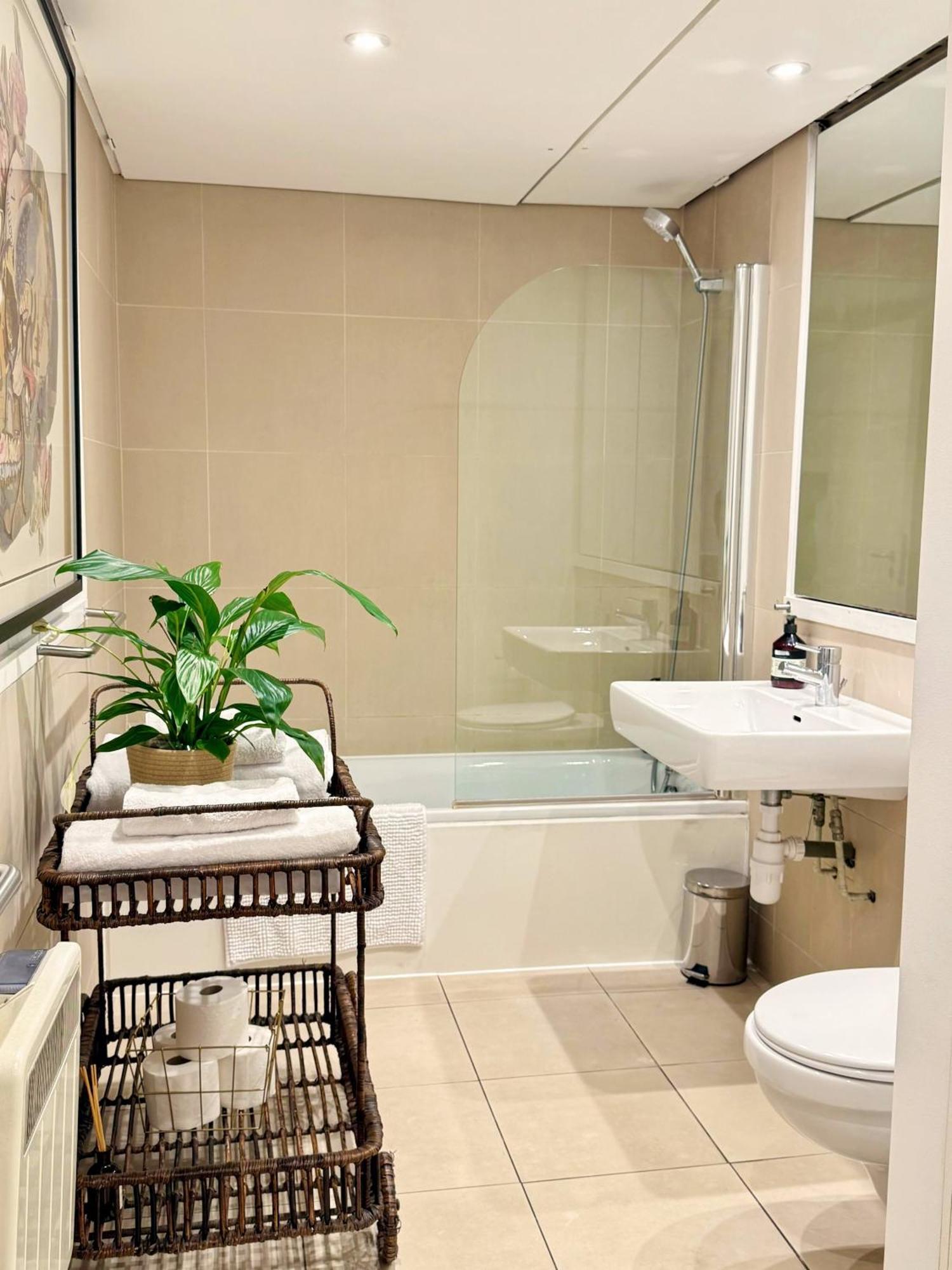 Spacious West End Duplex Apartment, W1 Central London Eksteriør bilde